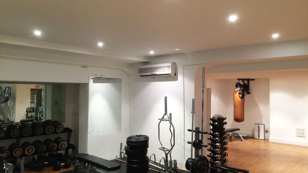 Our Painter &Amp; Decorator Renovated Basement Fitness Space In Kensington, London, Professionally Fixed To Resolve Condensation, Damp, And Moisture Problems.